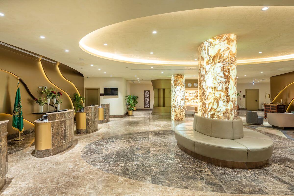 Millennium-and-Copthorne-Makkah-Al-Naseem_Lobby_Veulio